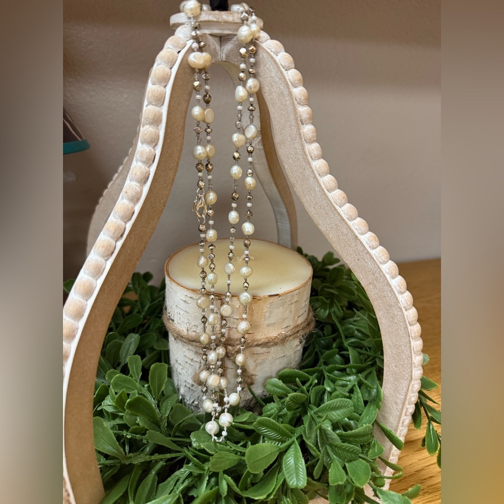 Grace and Heart Elegant Cream and Silver Beaded necklace.